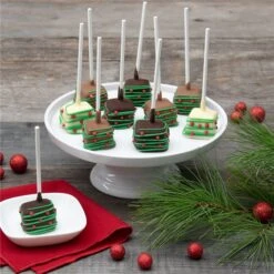 Christmas Cheesecake Pops