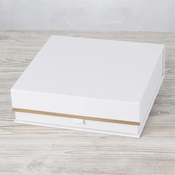 Classic Snack Gift Box - Image 6